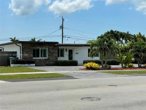 $4,000 | 4161 Southwest 102nd Avenue, Miami, FL 33165