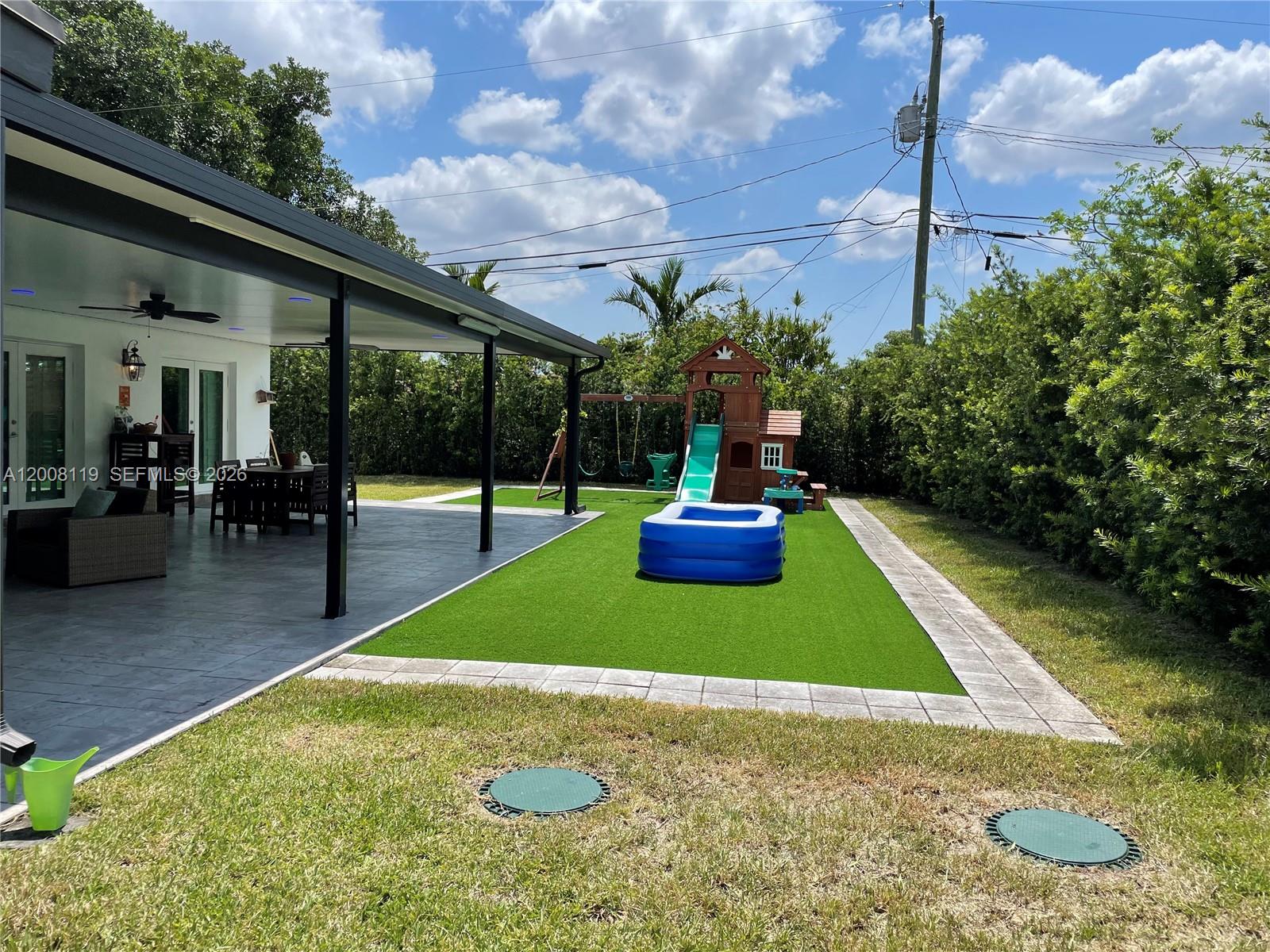 4161 Southwest 102nd Avenue Miami, FL 33165 - Photo 32 of 33 a view of outdoor space