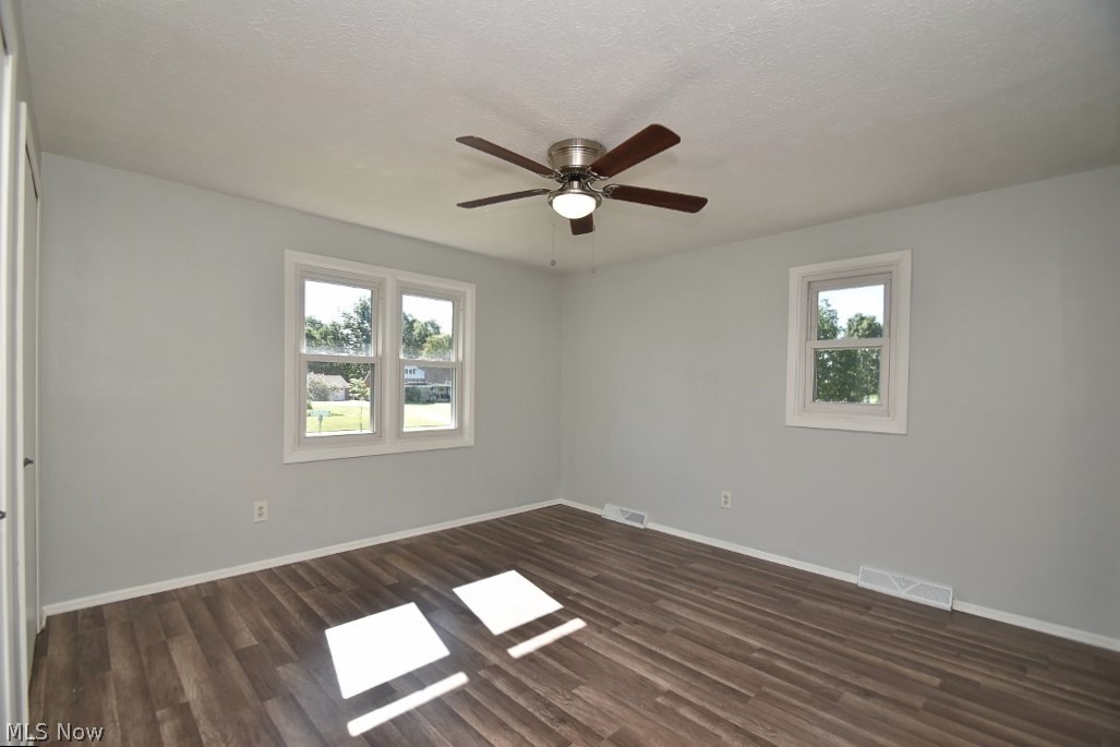 1936 Brainard Road Lyndhurst, OH 44124 - Photo 22 of 35