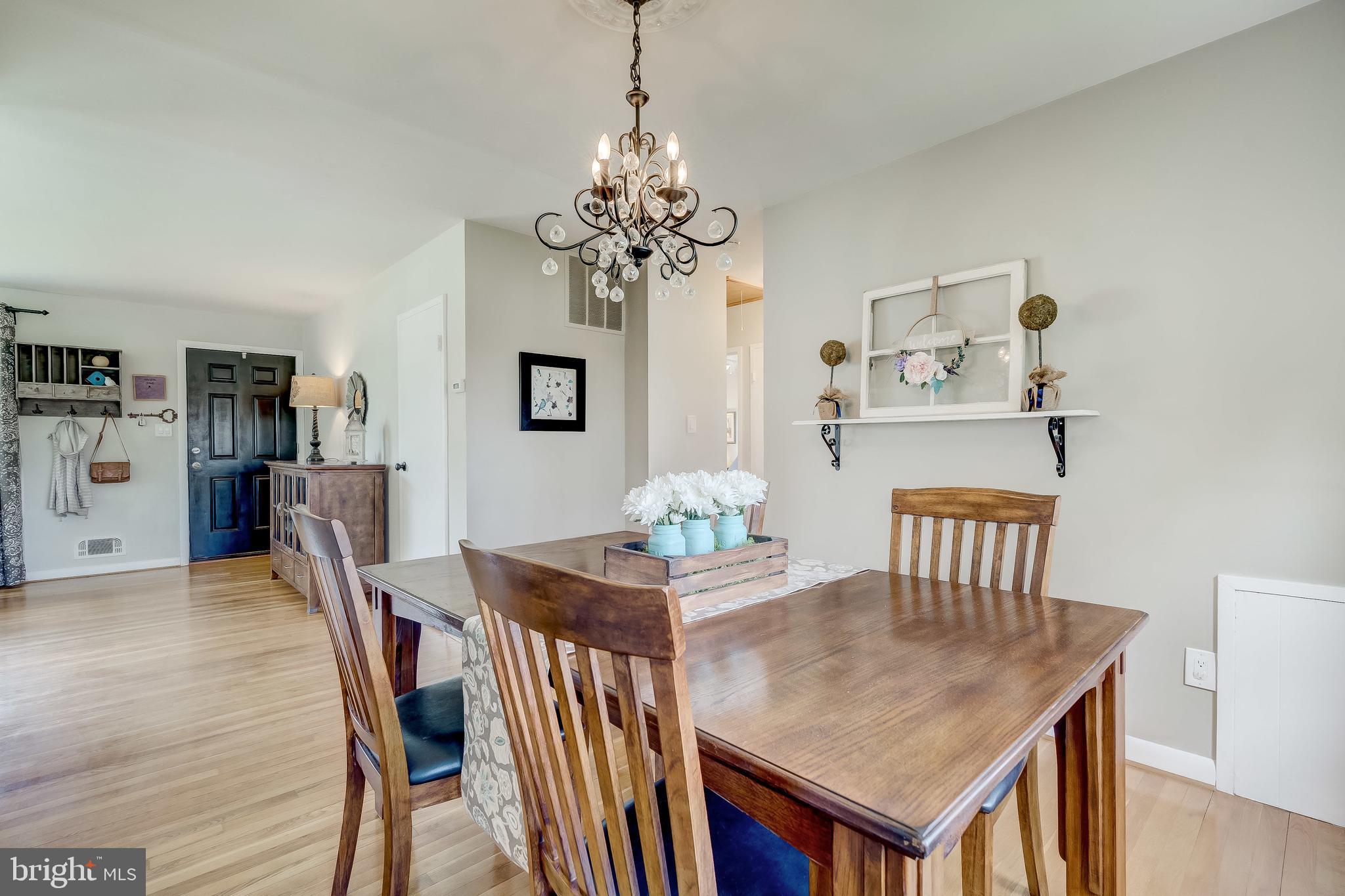 1309 Woodbridge Road Baltimore, MD 21228 - Photo 14 of 55 Gallery Image 14