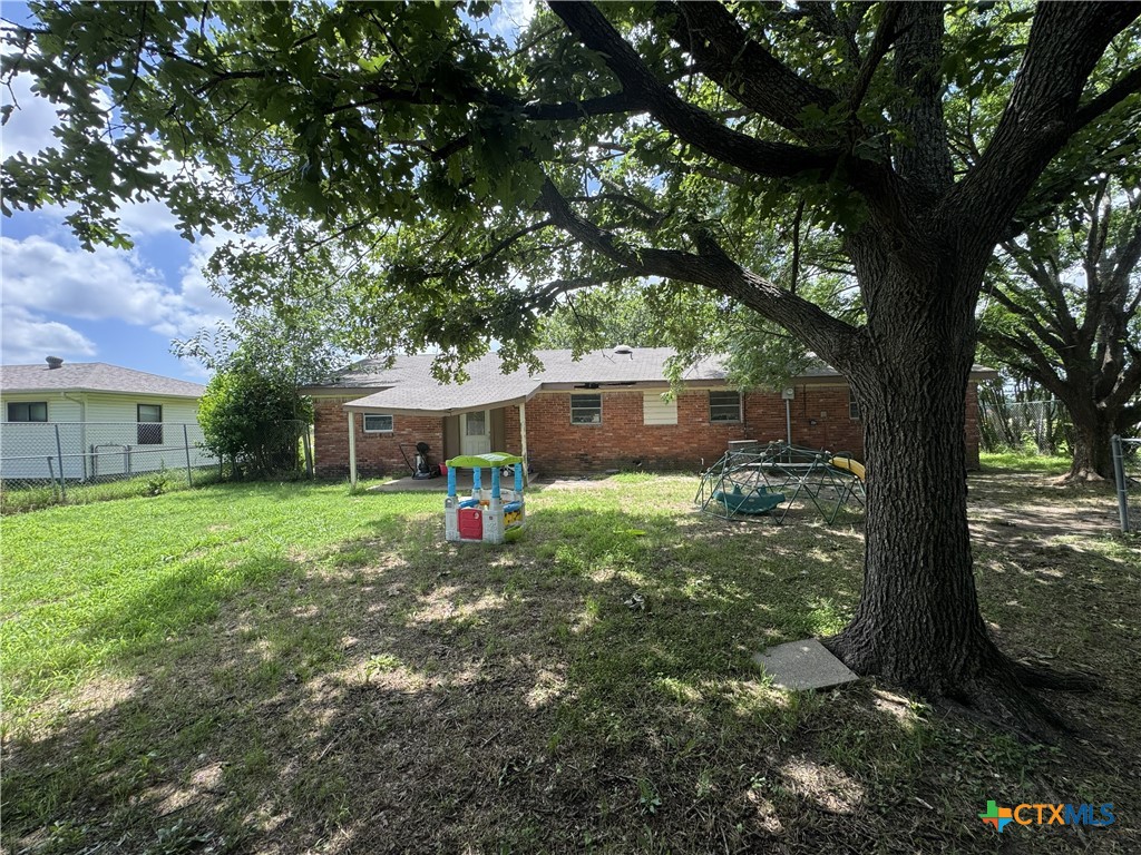 3041 Monroe Street Commerce, TX 75428 - Photo 18 of 23