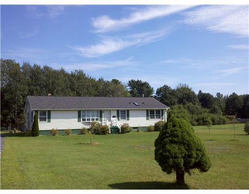 321 Maquoit Road Brunswick, ME 04011 - Photo 1 of 25 Exterior Front.