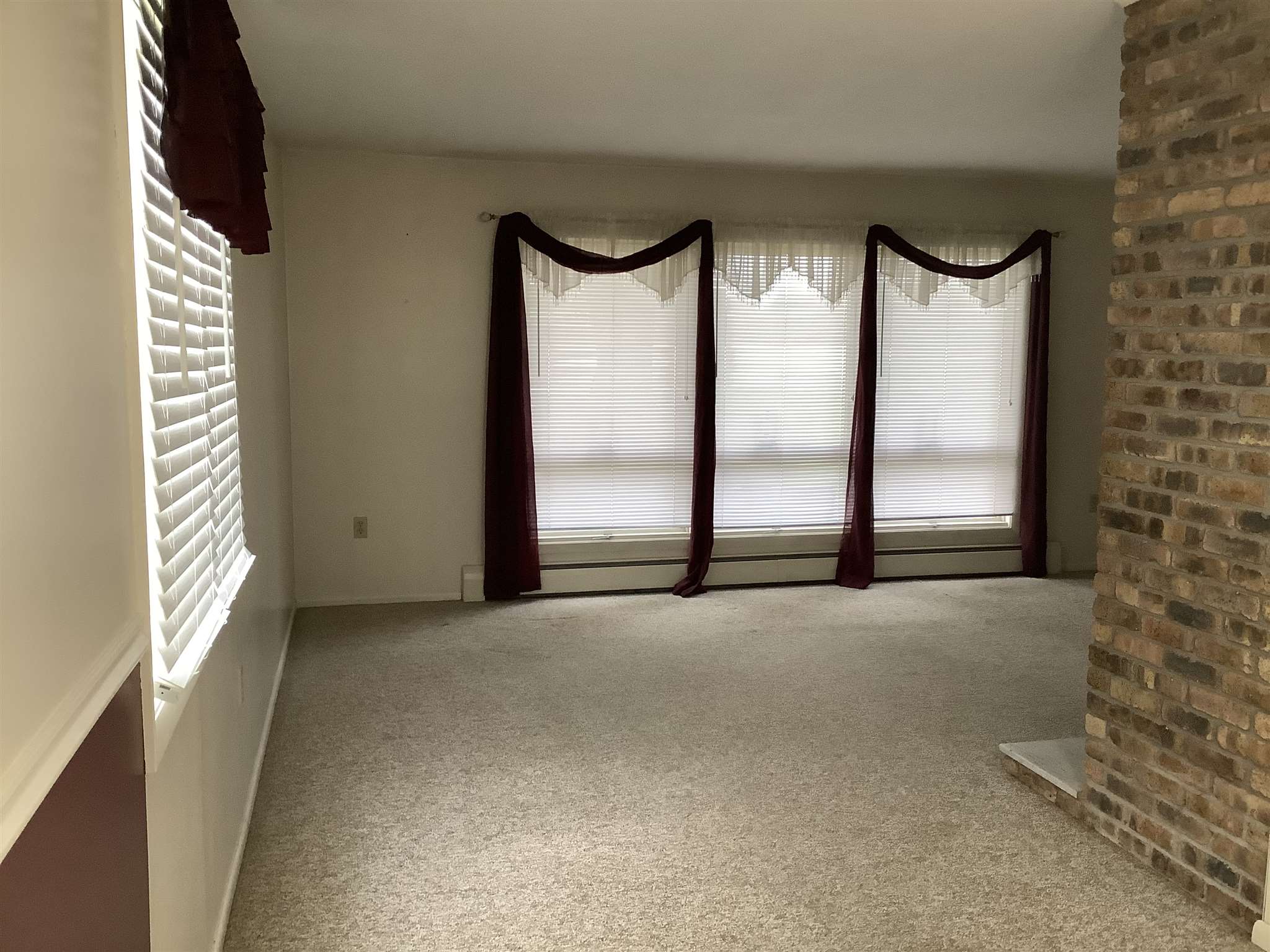 7421 Monroeville Road Hoagland, IN 46745 - Photo 16 of 28