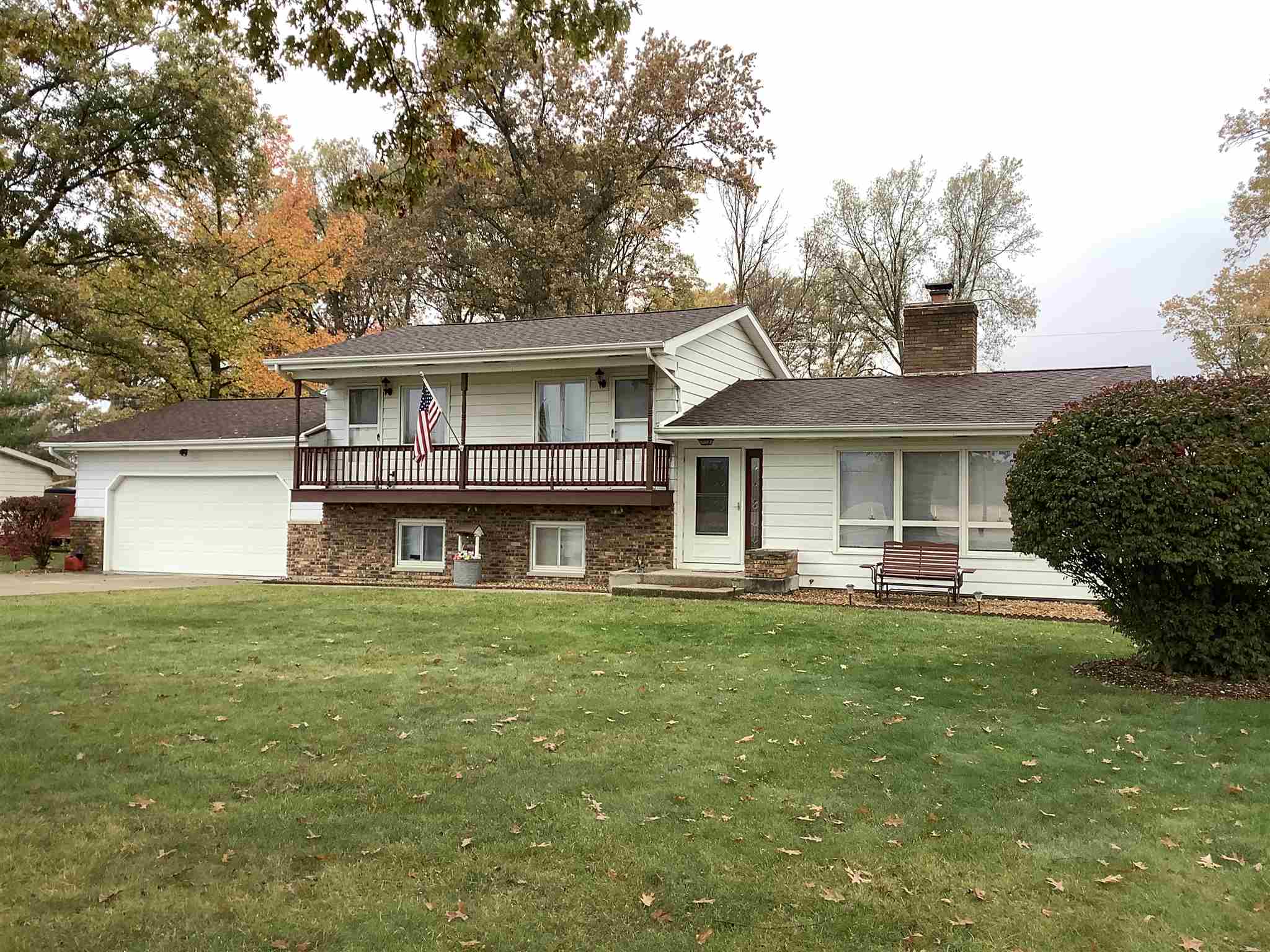 7421 Monroeville Road Hoagland, IN 46745 - Photo 3 of 28