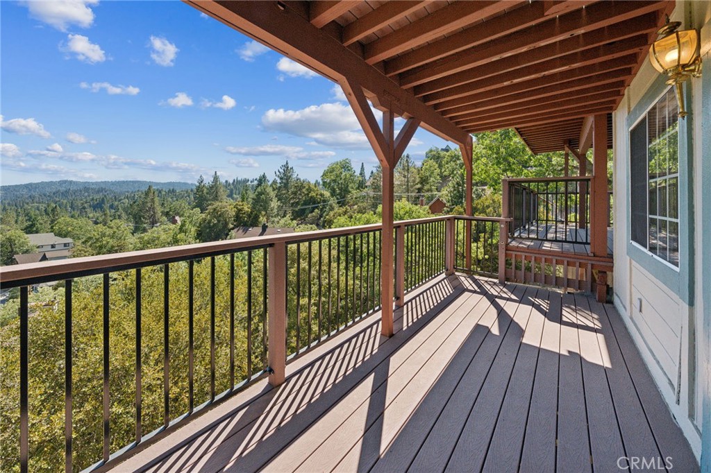 845 Sonoma Drive Lake Arrowhead, CA 92352 - Photo 12 of 49 a view of balcony with wooden floor