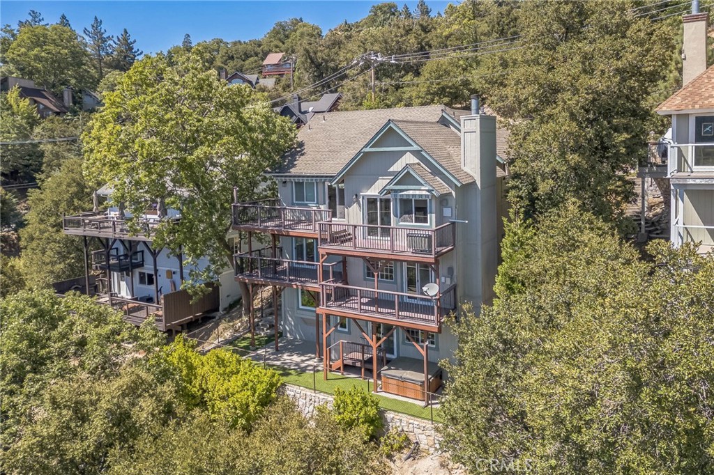 845 Sonoma Drive Lake Arrowhead, CA 92352 - Photo 42 of 49 an aerial view of a house with a yard
