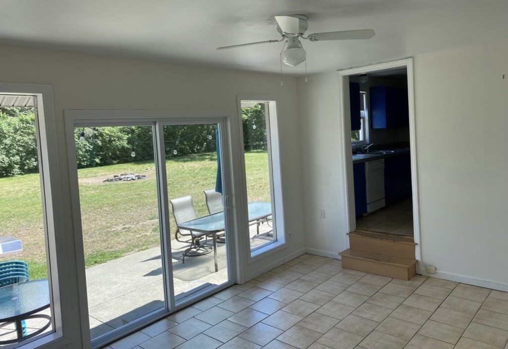 169 Rocky Hill Road Hadley, MA 01035 - Photo 3 of 10 Gallery Image 3