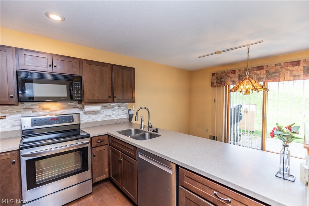 1448 Loop Road Kent, OH 44240 - Photo 11 of 35 Gallery Image 11