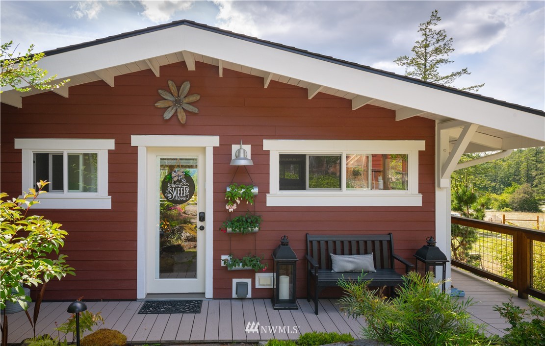 325 Olga Road Orcas Island, WA 98245 - Photo 4 of 40 Gallery Image 4