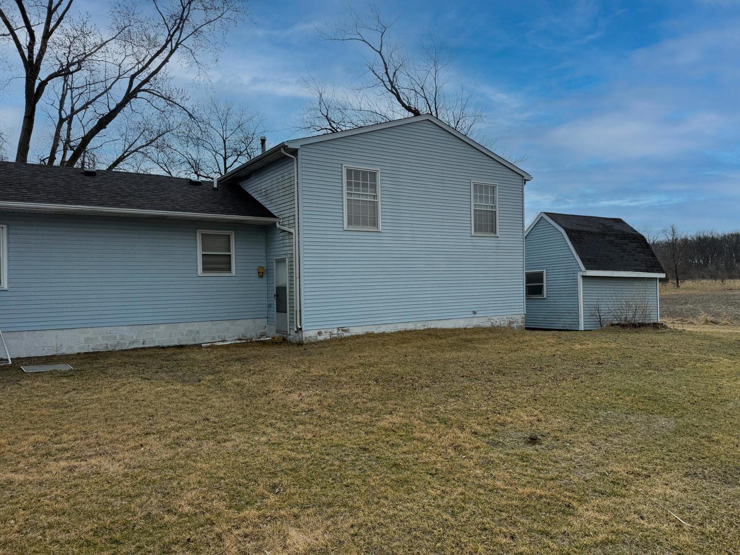 5690 Highway 17 Kankakee, IL 60901 - Photo 5 of 35