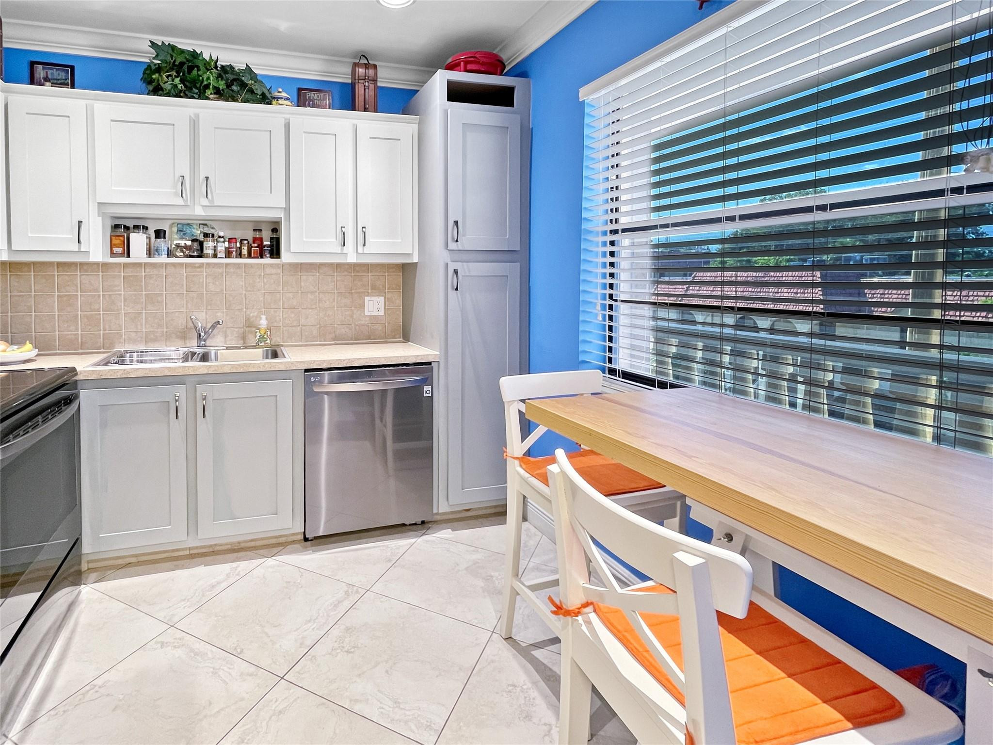 128 South Cypress Road, Unit 835 Pompano Beach, FL 33060 - Photo 13 of 29 Photo 13