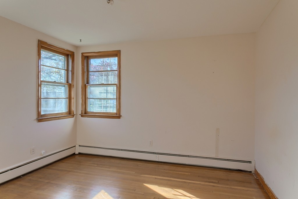 34 Oak Ridge Road Lynn, MA 01904 - Photo 13 of 29 Gallery Image 13