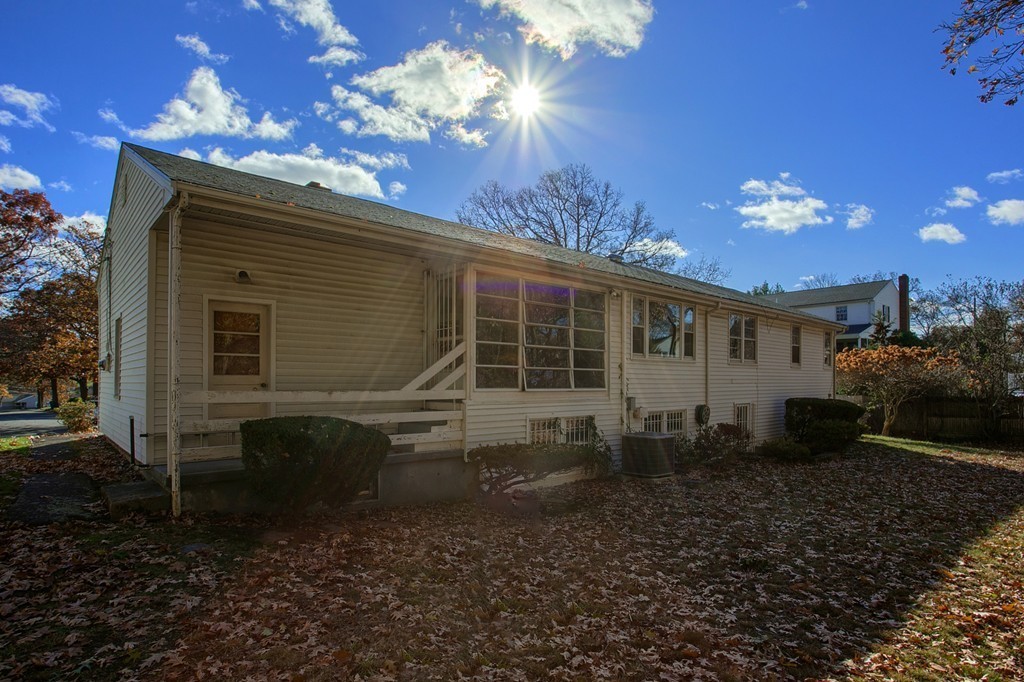 34 Oak Ridge Road Lynn, MA 01904 - Photo 26 of 29 Gallery Image 26