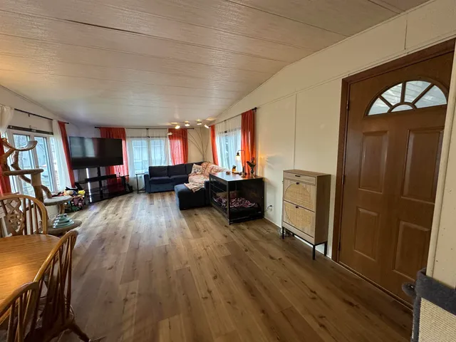 $114,900 | 7 Lapidary Lane, Janesville, WI 53548