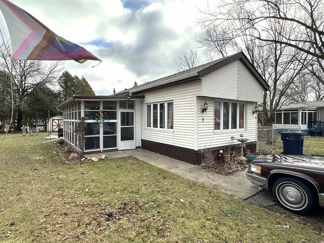 $114,900 | 7 Lapidary Lane, Janesville, WI 53548