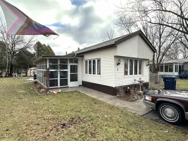 $109,900 | 7 Lapidary Lane, Janesville, WI 53548