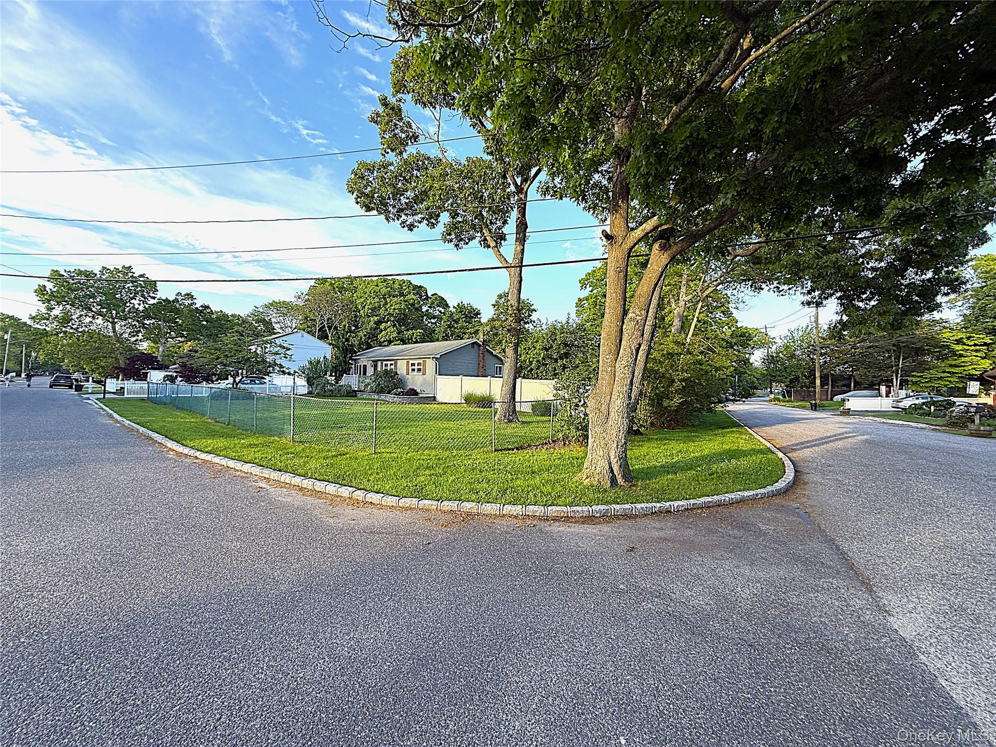1 Heston Road Shirley, NY 11967 - Photo 6 of 32 Corner Lot