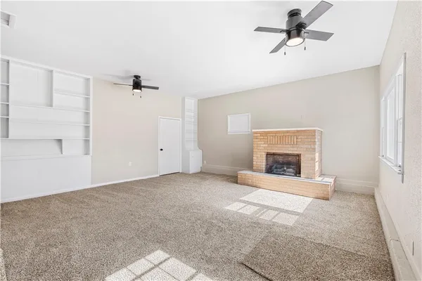 $205,000 | 724 West Allison Street, Nevada, MO 64772