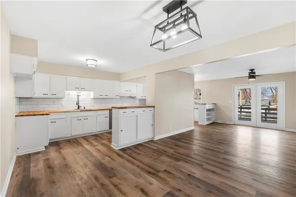 $205,000 | 724 West Allison Street, Nevada, MO 64772