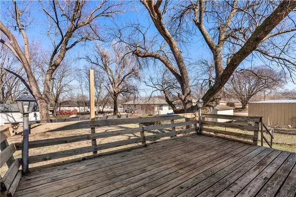 $205,000 | 724 West Allison Street, Nevada, MO 64772