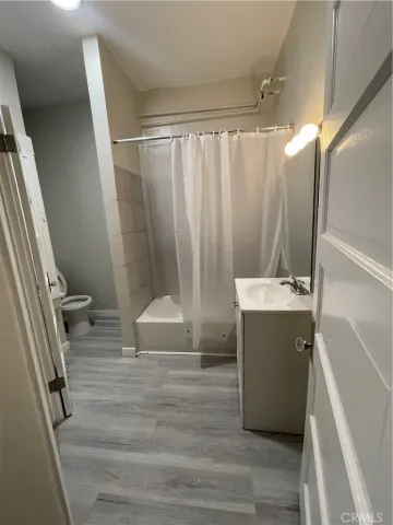 $1,380,000 | 1425 West 18th Street, Los Angeles, CA 90006