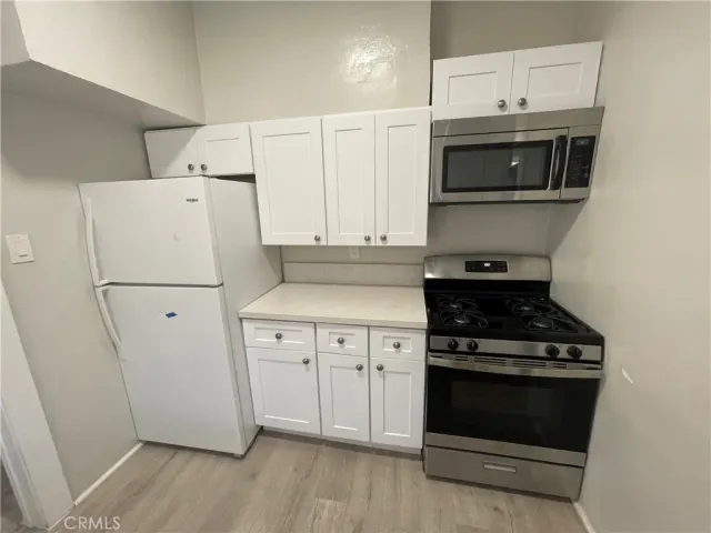 $1,380,000 | 1425 West 18th Street, Los Angeles, CA 90006