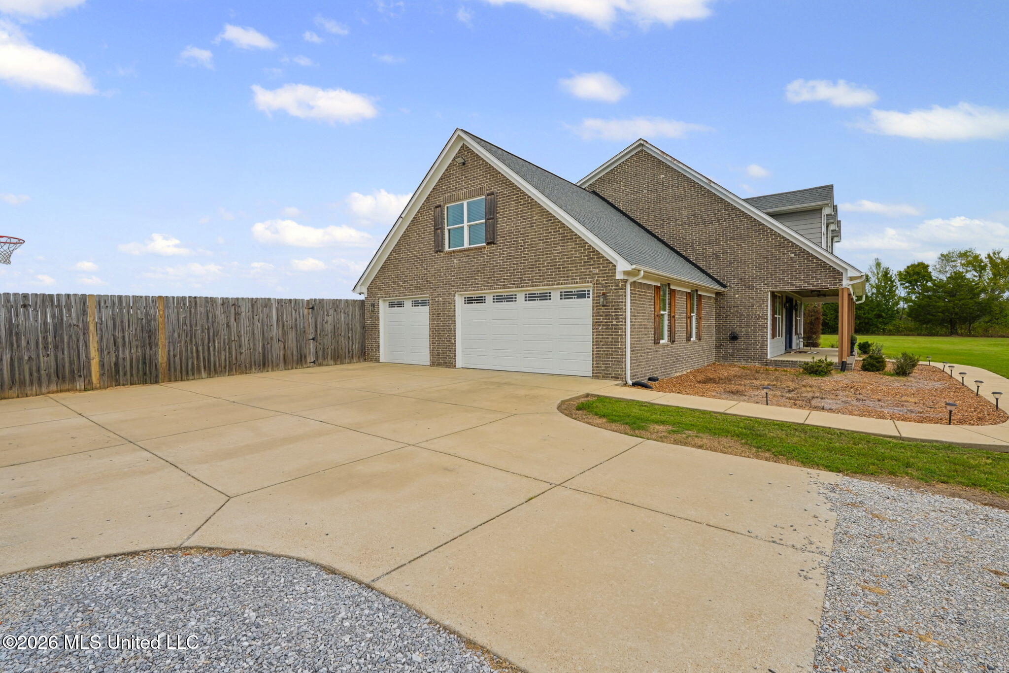 4787 Red Banks Road South Byhalia, MS 38611 - Photo 9 of 79 5-web-or-mls-4787 Red Banks Rd S-04