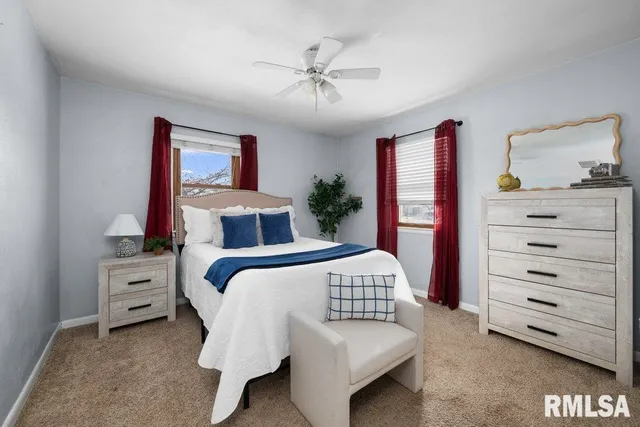 $140,000 | 3707 15th Street, Unit D, Moline, IL 61265