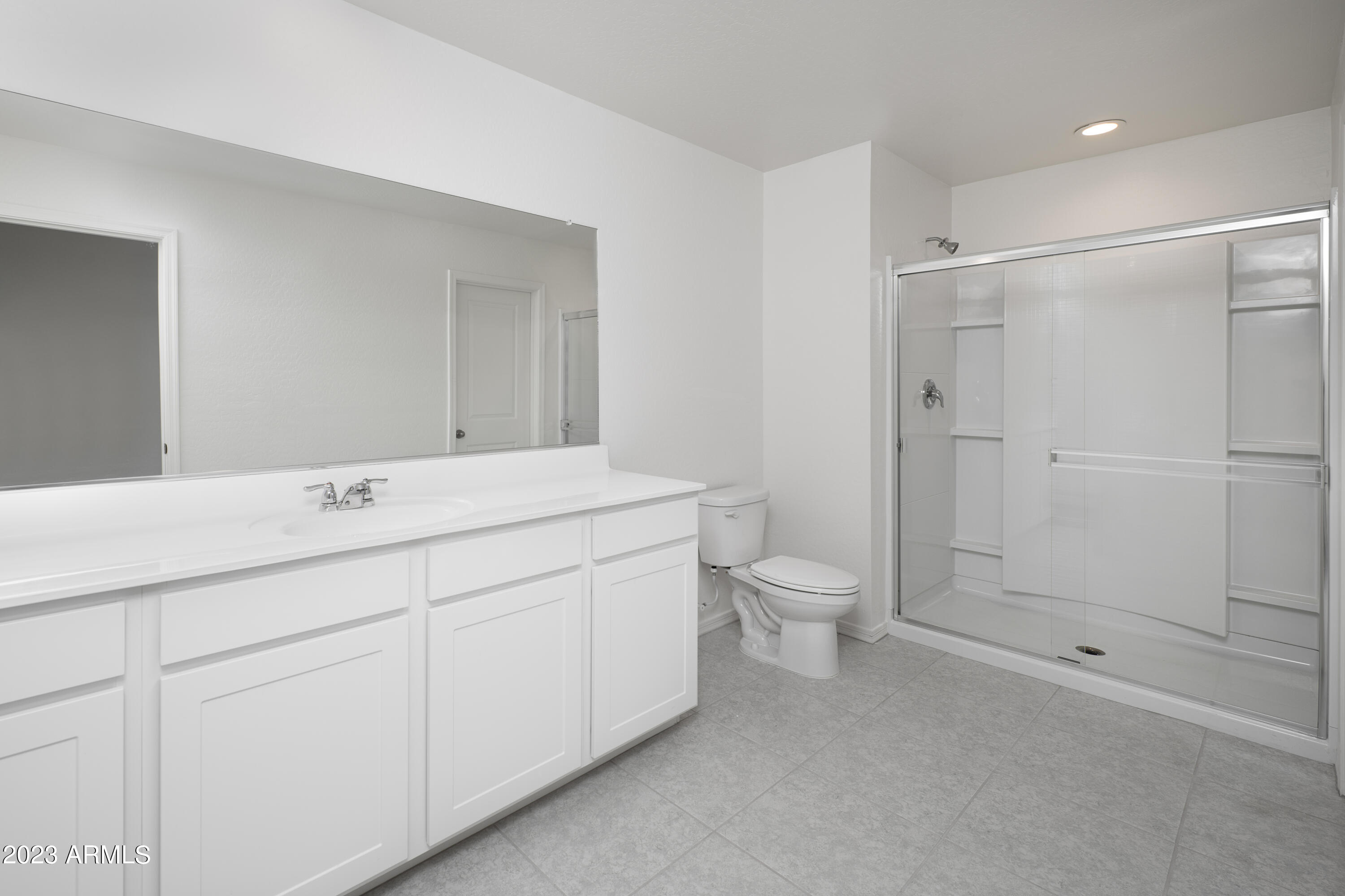 5726 West Coplen Farms Road Laveen, AZ 85339 - Photo 5 of 12 2688_supernova_masterbath_7.21.21