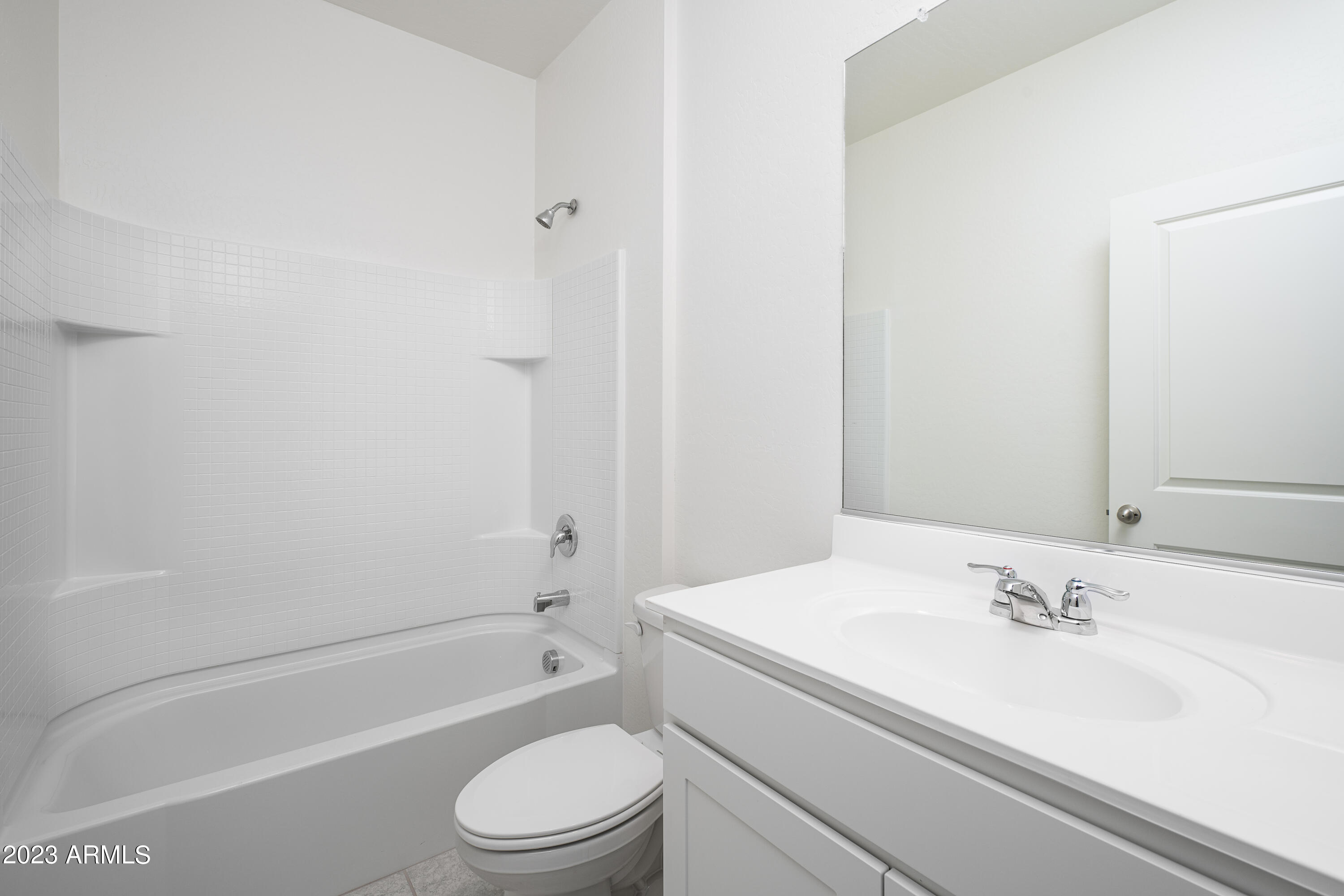 5726 West Coplen Farms Road Laveen, AZ 85339 - Photo 6 of 12 2688_supernova_guestbath_7.21.21