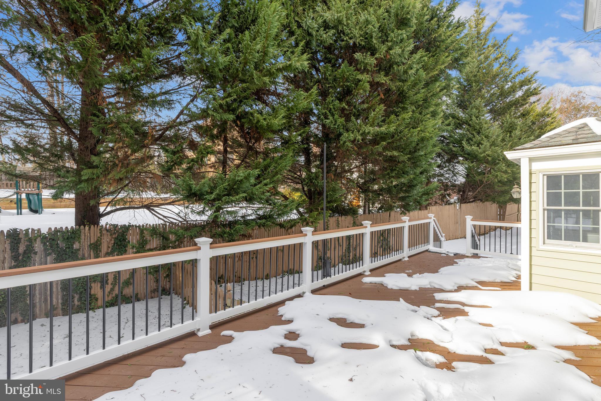 6443 Linway Terrace McLean, VA 22101 - Photo 40 of 53 a view of a chair and tables in the balcony
