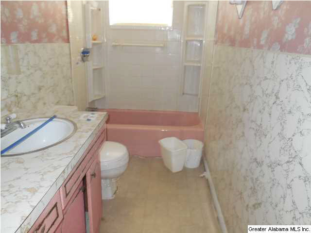 1116 India Street Bessemer, AL 35020 - Photo 7 of 9