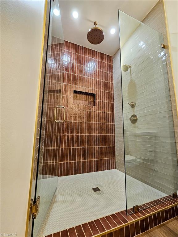 231 Viewmont Lane Ronda, NC 28670 - Photo 22 of 31 Another photo of the shower to appreciate the detail!