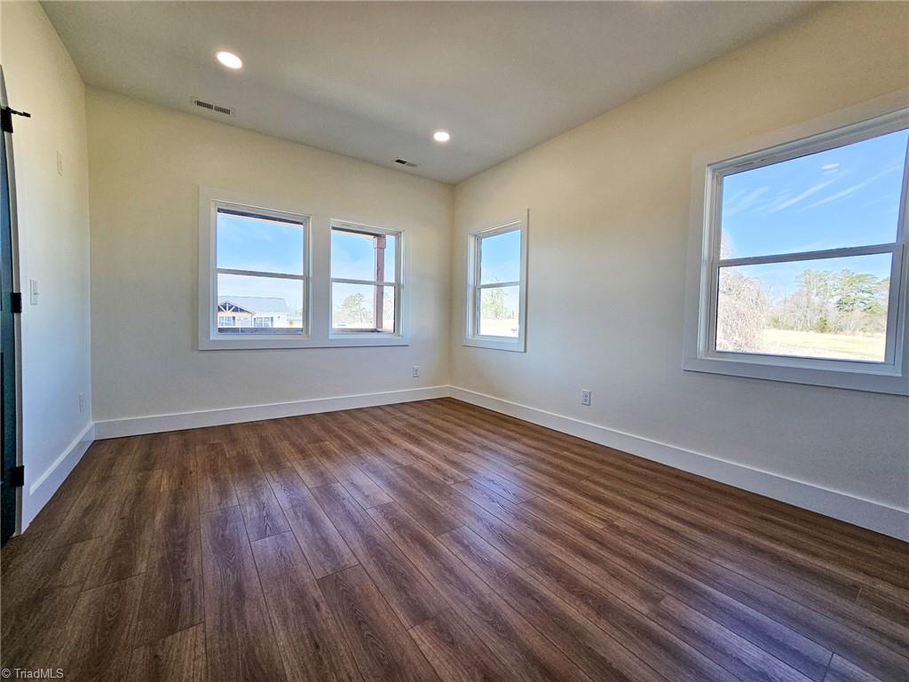 231 Viewmont Lane Ronda, NC 28670 - Photo 23 of 31 Secondary bedroom w/ closet!