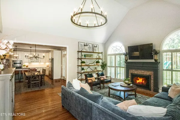 $1,100,000 | 917 Blackstone Drive, Knoxville, TN 37934