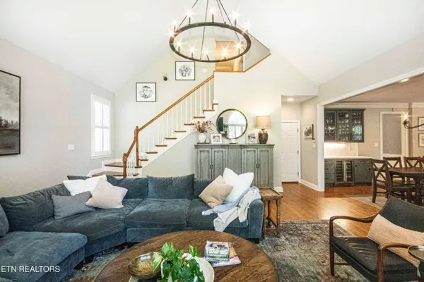 $1,100,000 | 917 Blackstone Drive, Knoxville, TN 37934