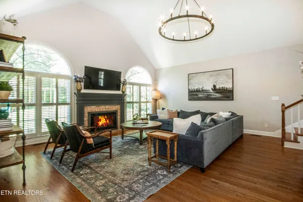 $1,100,000 | 917 Blackstone Drive, Knoxville, TN 37934