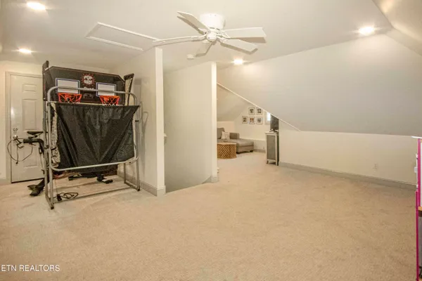 $1,100,000 | 917 Blackstone Drive, Knoxville, TN 37934