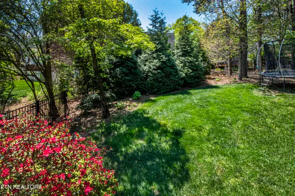$1,100,000 | 917 Blackstone Drive, Knoxville, TN 37934