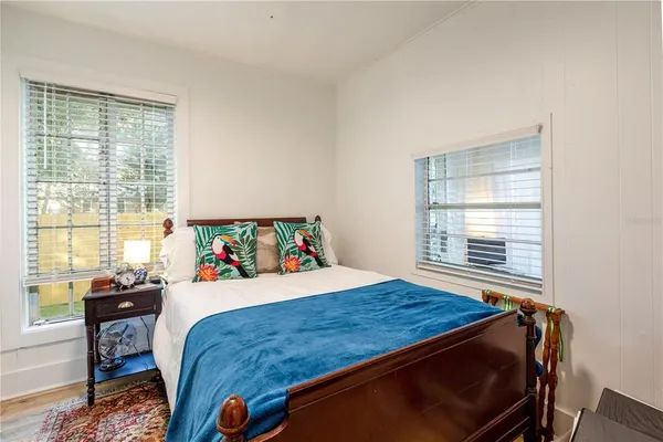 $2,100 | 310 Northwest 8th Street, Gainesville, FL 32601