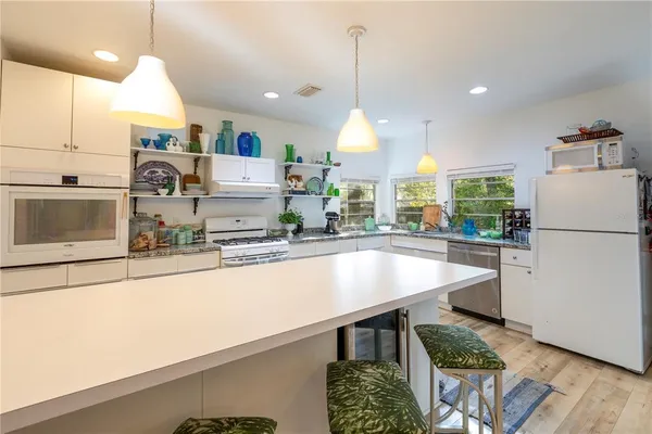 $2,100 | 310 Northwest 8th Street, Gainesville, FL 32601