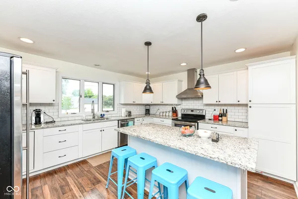 $1,099,000 | 191 Mill Springs, Coatesville, IN 46121