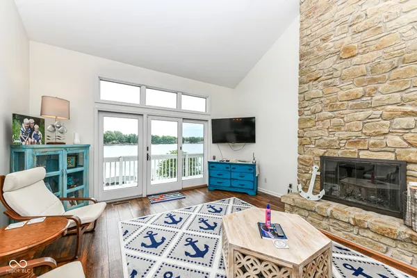 $1,099,000 | 191 Mill Springs, Coatesville, IN 46121