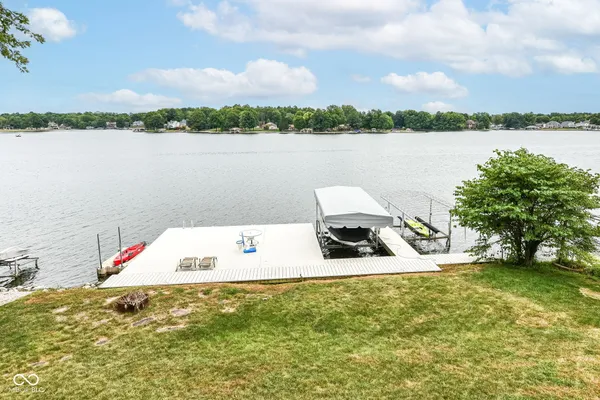 $1,099,000 | 191 Mill Springs, Coatesville, IN 46121