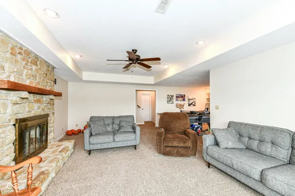 $1,099,000 | 191 Mill Springs, Coatesville, IN 46121