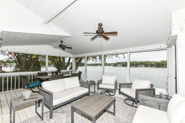 $1,099,000 | 191 Mill Springs, Coatesville, IN 46121