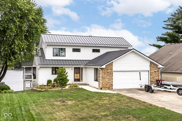 $1,099,000 | 191 Mill Springs, Coatesville, IN 46121