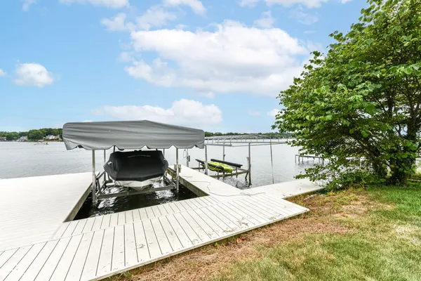 $1,099,000 | 191 Mill Springs, Coatesville, IN 46121