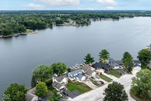 $1,099,000 | 191 Mill Springs, Coatesville, IN 46121