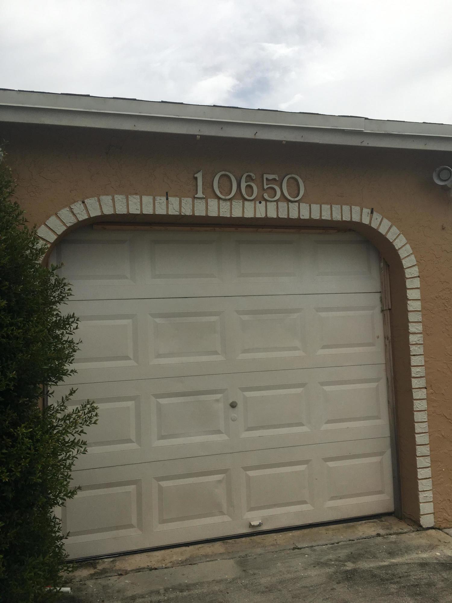 10650 Ember Street Boca Raton, FL 33428 - Photo 3 of 26 9613C82C-4057-4F9B-A1D3-0275E240A89D